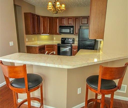 5th image of 2712 Wyndgate Ct #2712