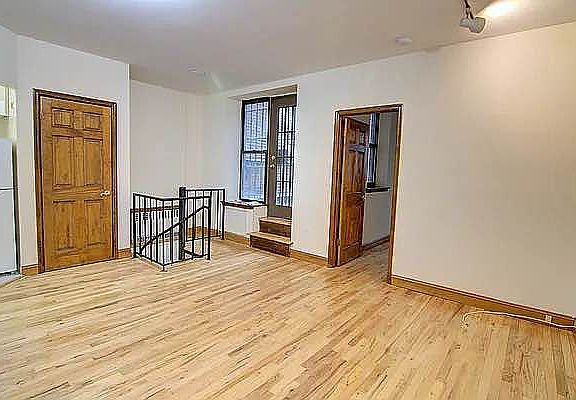 4th image of 162 W 80th St APT E