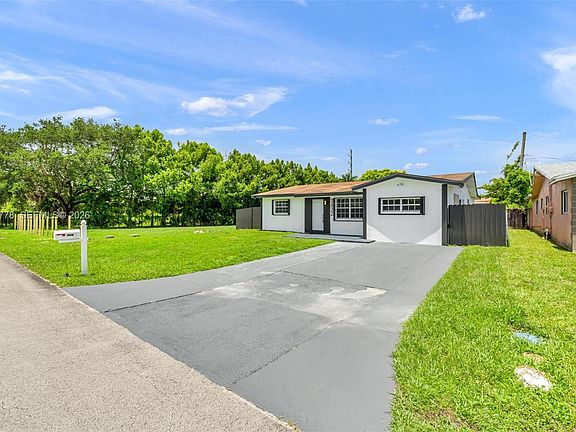 3rd image of 3432 SW 63rd Way