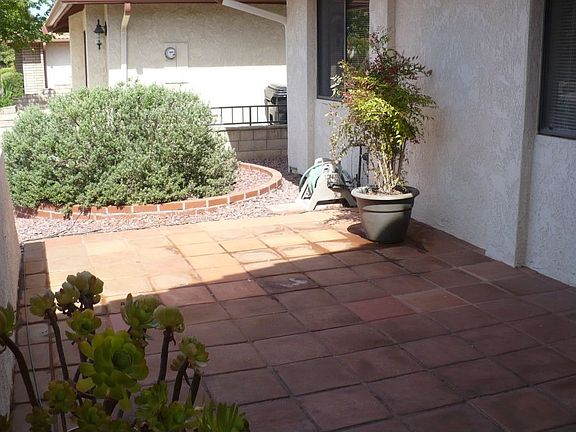 3rd image of 2180 Sequoia Dr