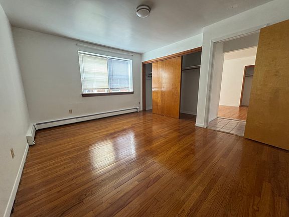 5th image of 440 Ridge Rd APT 1C