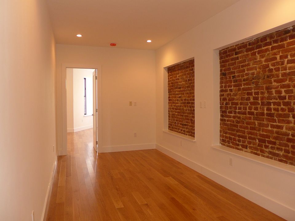 1st image of 532 Chauncey St APT 2L