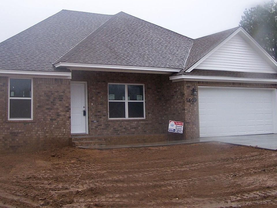 1st image of 1609 Rehoboth Dr