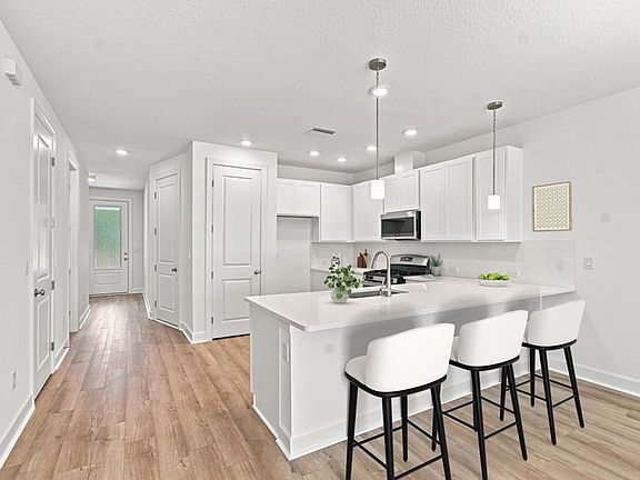 The Burney - Kitchen