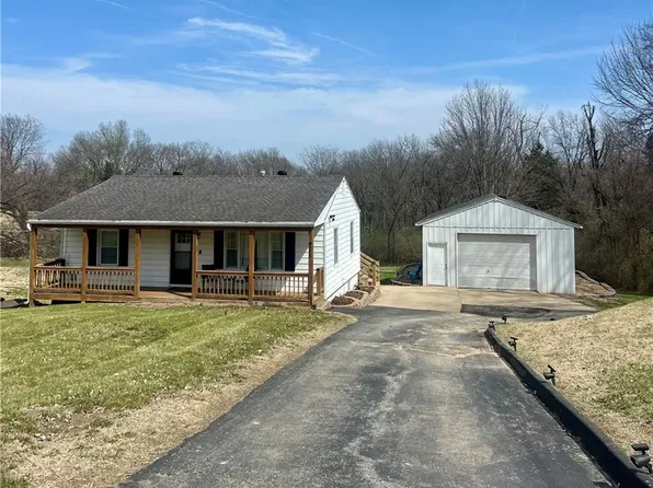 2115 S 65th St, Kansas City, KS 66106