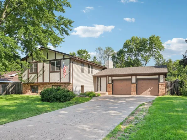 441 105th Ave NW, Coon Rapids, MN 55448