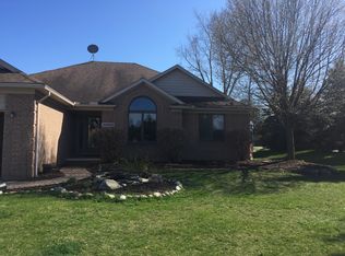 34250 Aspen Park Dr, Chesterfield, MI 48047