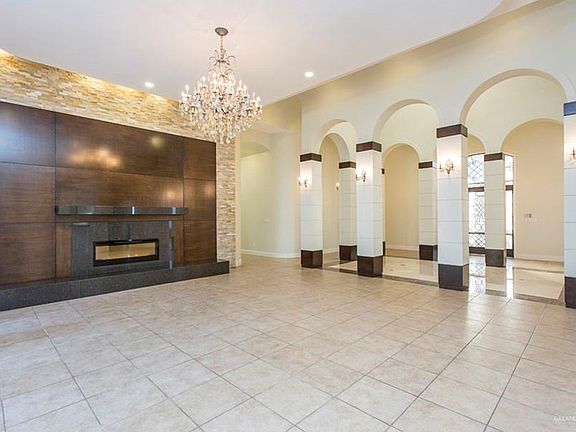 4th image of 3600 Oakwood Lane