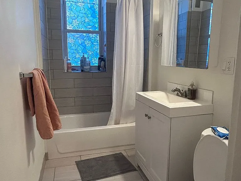 8 Farrington Ave #8A — Photo 9