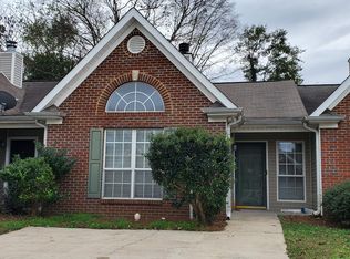 208 Rocky Ridge Dr, Helena, AL 35080
