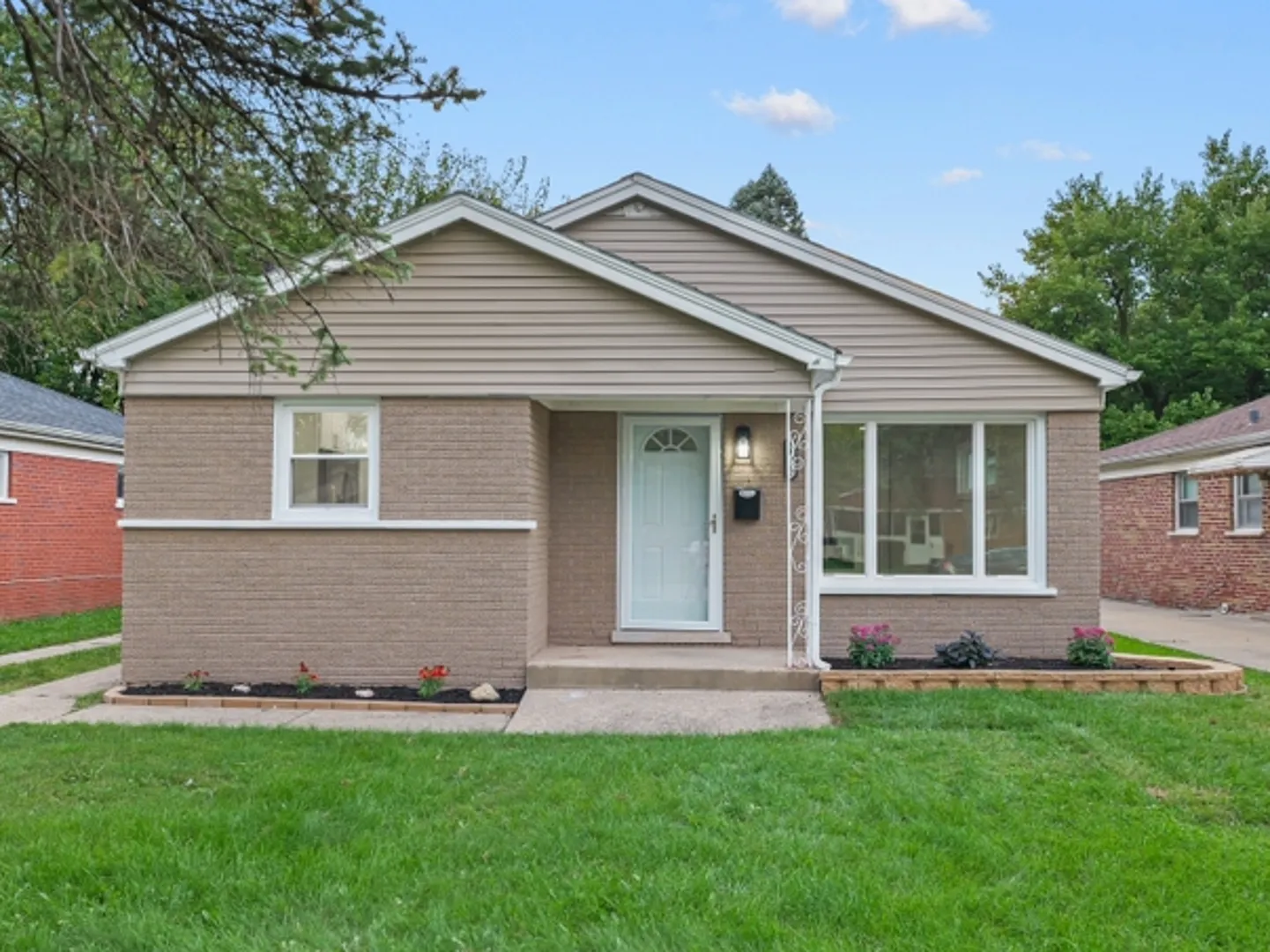14912 Wabash Ave photo 1