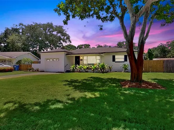 1704 63rd St N, Saint Petersburg, FL 33710