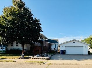 2358 W Lombard St, Davenport, IA 52804