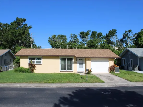 4318 Great Lakes Dr N, Clearwater, FL 33762