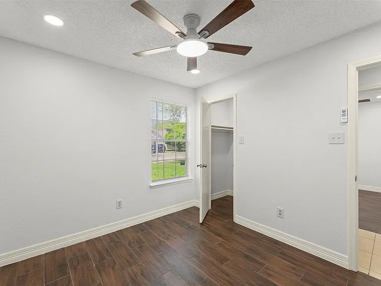12402 Jaguar Dr — Photo 15