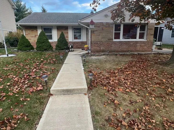 11 Gurley Rd, Edison, NJ 08817