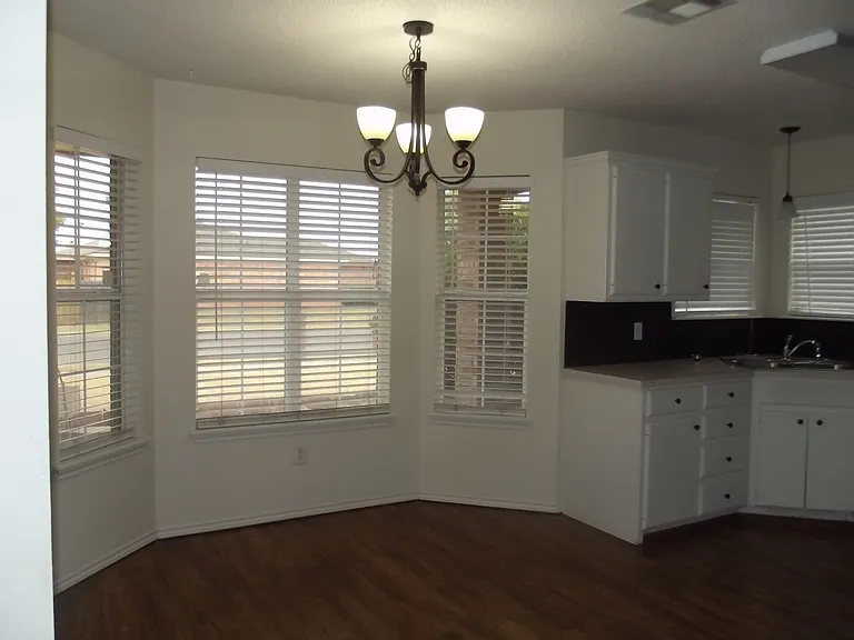 8007 Red Springs Ave — Photo 5