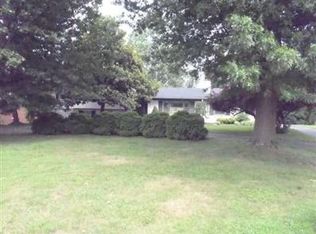 303 Idle Hour Dr, Lexington, KY 40502