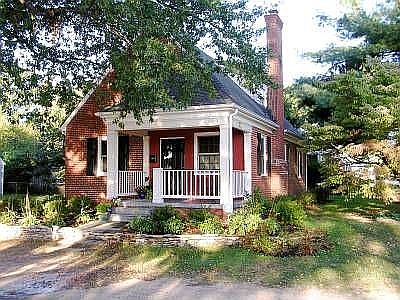 1st image of 3001 Grant St