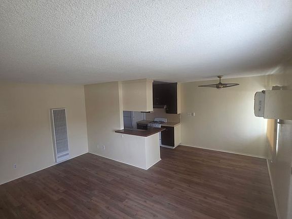 4th image of 1343 N Curson Ave APT 9