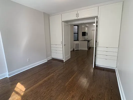 Rented by Tourma Realty LLC | media 18