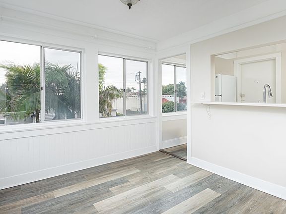 5th image of 3031 Ivy St APT 4