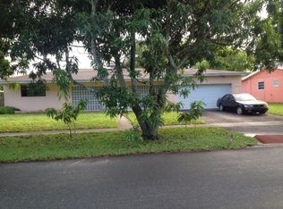 5300 SW 5th St, Plantation, FL 33317