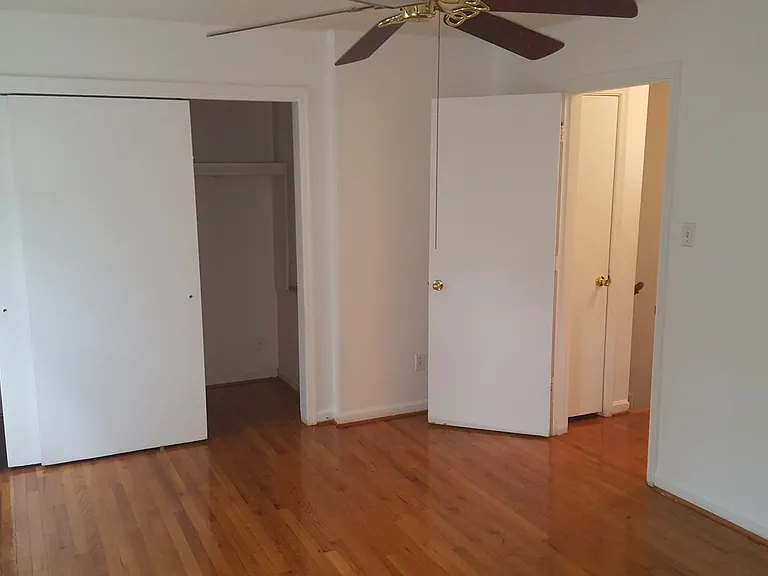 1232 S Lynnhaven Pkwy — Photo 11