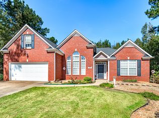 8051 Abington Dr, Locust Grove, GA 30248