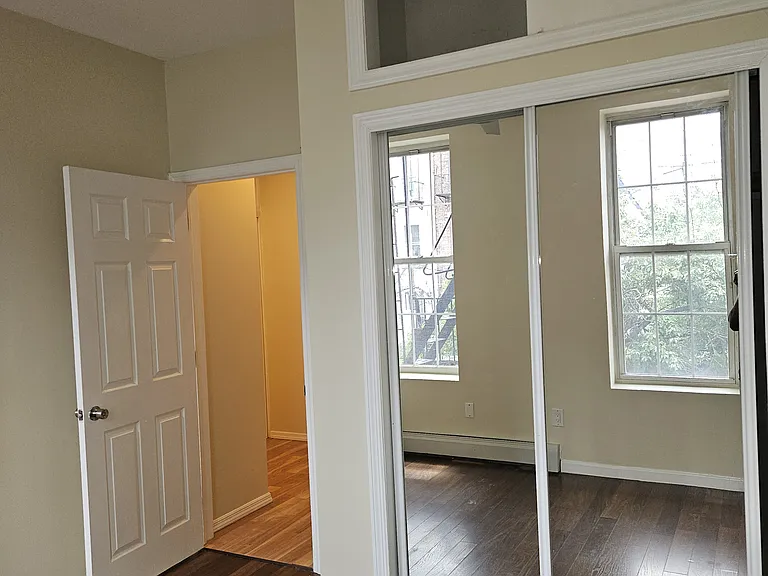 184 8th St #2 — Photo 7