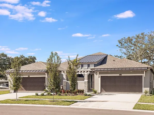 337 Villa Corte Dr, Lutz, FL 33549