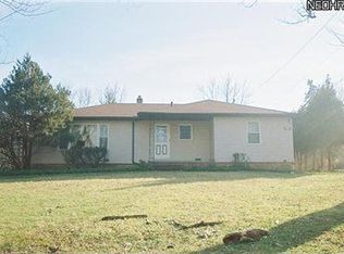 8324 Hillside Rd, Independence, OH 44131