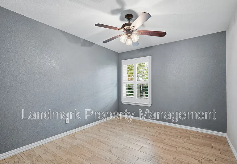 900 Muirfield Dr — Photo 18