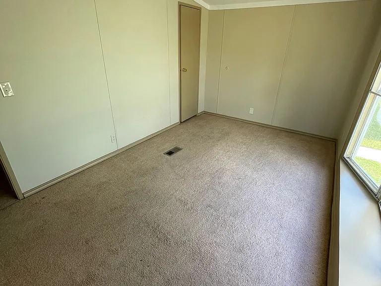 31363 Wisteria Rd — Photo 17
