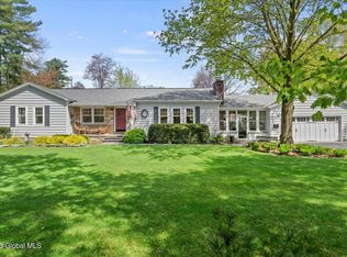 289 Lake Ave, Saratoga Springs, NY 12866