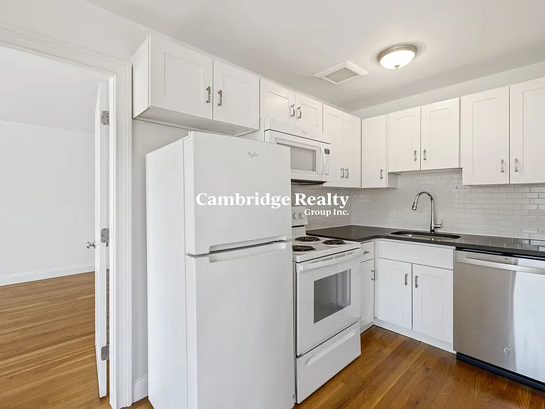 134 Summer St #32T — Photo 1