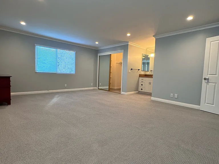 3221 Clay St — Photo 11