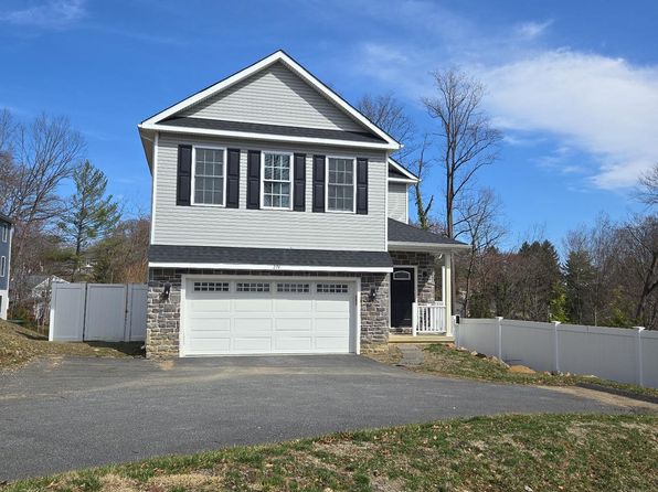 274 Oak Ave