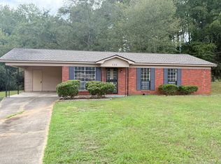 636 Coalfire Ave, Bessemer, AL 35023