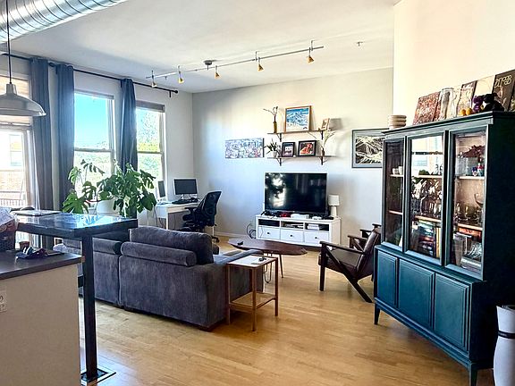 3rd image of 4383 Tennyson St Unit 2-K