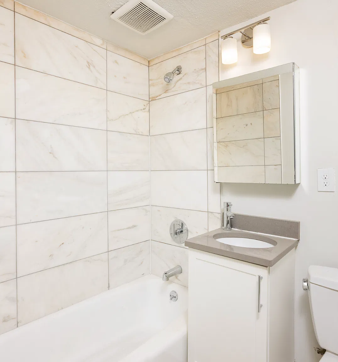 1 bed, 800 sqft, $2,700 — Photo 3