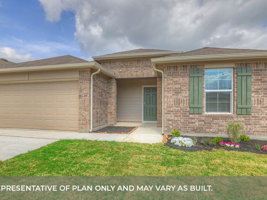 1073 Chachalaca Ct, Seguin, TX 78155