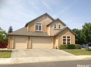 1011 Kennedy Dr, Winters, CA 95694