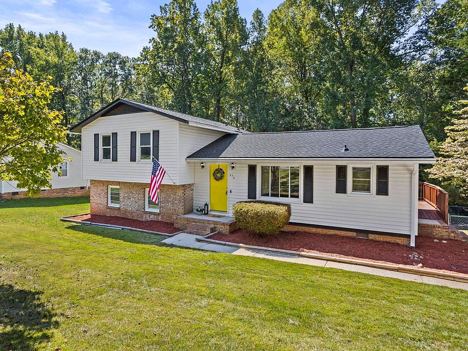 1st image of 214 W Yellow Wood Dr
