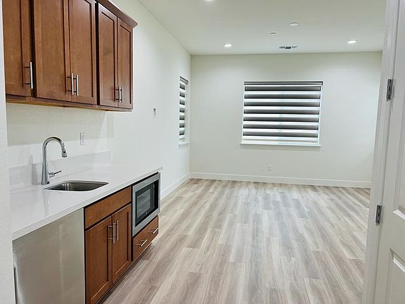 3rd image of 2992 Neil Jerome Dr