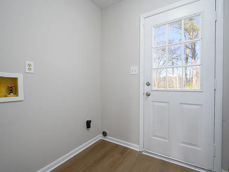 1120 Bs Barbecue Rd #D — Photo 5