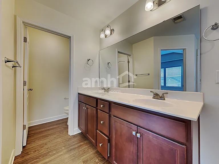 523 Lateleaf Dr — Photo 12