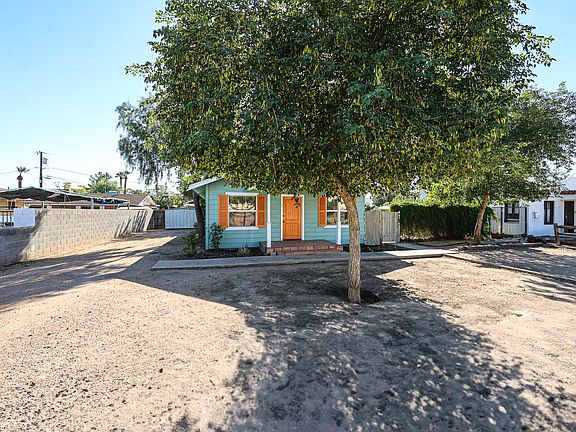 3rd image of 1023 E Meadowbrook Ave #1