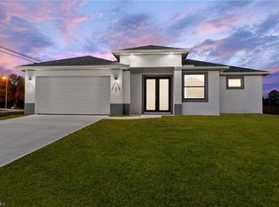469 Lenox Ave, Lehigh Acres, FL 33974