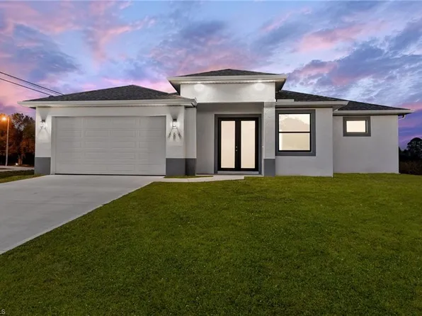 512 Empire AVE S, LEHIGH ACRES, FL 33974